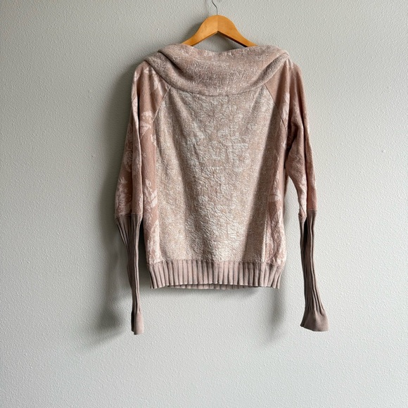 Free People Off The Shoulder Botanical Sweater Size Small - Picture 4 of 7